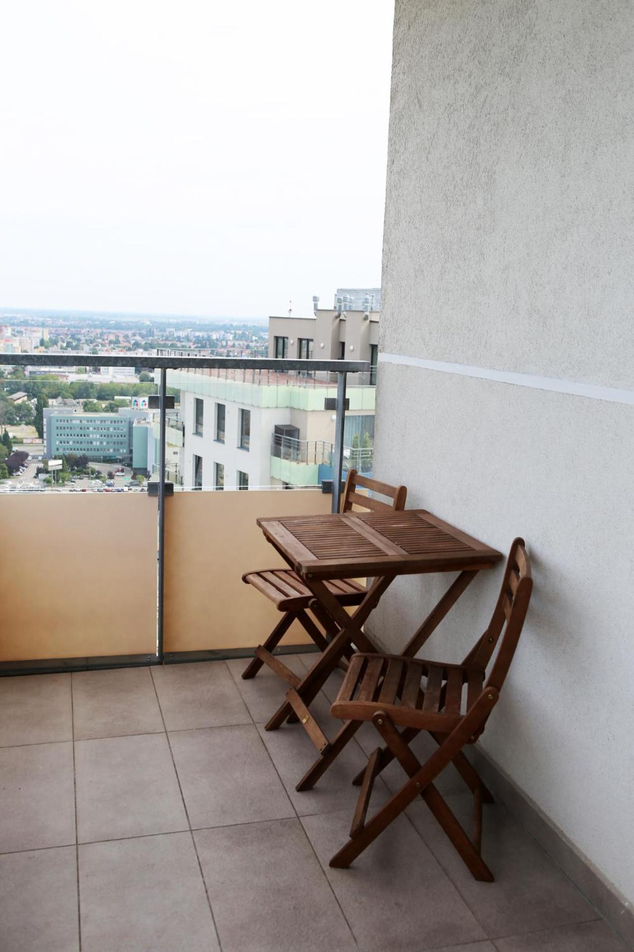 Appartement View, 24th Floor, Private Free Parking, Greataccess *